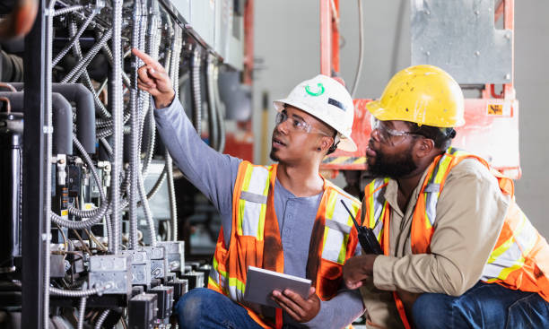 Best Affordable Emergency Electrician  in Marionville, MO